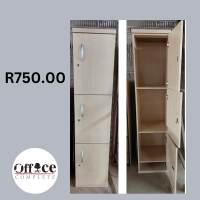 CA7 - Tall cabinet 3 x doors size 1.7 x 400w x 450deep R750.00